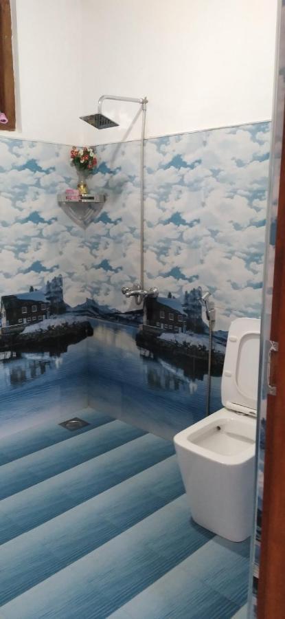 Holly House Homestay Элла Экстерьер фото